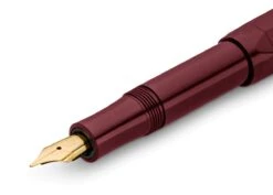 Kaweco CLASSIC SPORT Füllhalter Bordeaux -Schreibwerkzeug Geschäft Kaweco Classic FP Bordeaux Detail Front web s 1280x1280