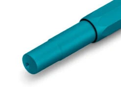 Kaweco COLLECTION Füllhalter Iguana Blue 12 Kaweco COLLECTION Füllhalter Iguana Blue -Schreibwerkzeug Geschäft Kaweco Collection FP IguanaBlue closed Detail Back web s 1280x1280