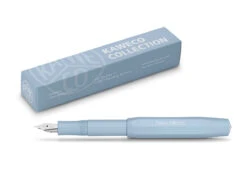Kaweco COLLECTION Füllhalter Mellow Blue -Schreibwerkzeug Geschäft Kaweco Collection MelBlue Set web s 1280x1280