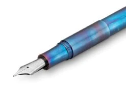 Kaweco SUPRA Füllhalter Fireblue -Schreibwerkzeug Geschäft Kaweco Supra FP Fireblue Detail Front 01 web s 1280x1280